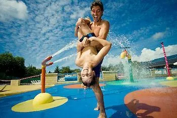 Campsite Officiel Siblu Domaine De Kerlann 4*